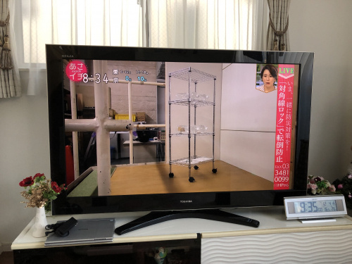 キャスターのロックを斜にすると良いそうです。
