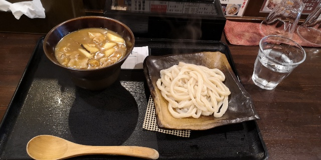 カレーうどん金豚雲