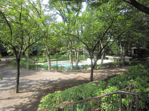 改修工事前の前野公園