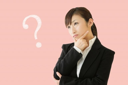 はてな？と思う女性の写真