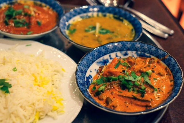 船橋市で人気のカレー店からカレーをデリバリー！「コラパタ」と「アティティ」