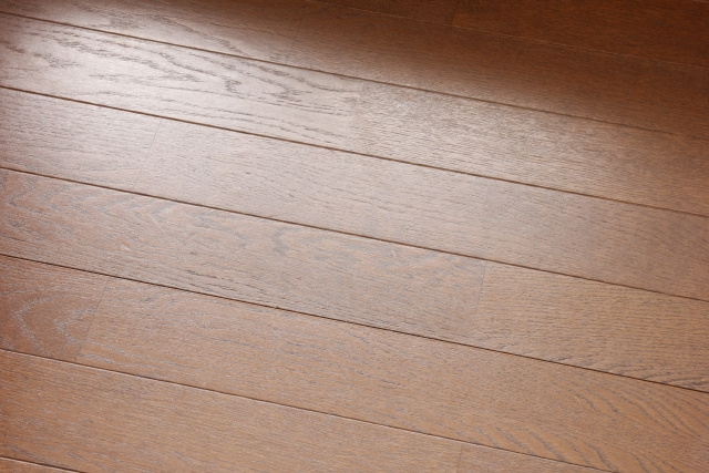 賃貸物件の床への傷！借主と貸主の費用負担や対策とは？の画像