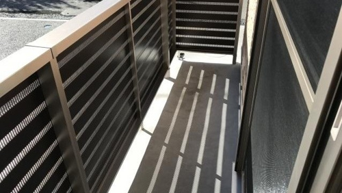 賃貸物件における部屋の向きは、東西南北それぞれでどのような特徴があるのかについて解説していこうとしている写真