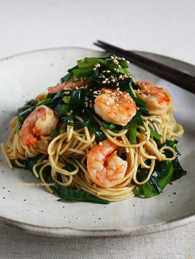 モリモリ食べて夏バテ予防！ 【汁なしエビニラあえそば】の作り方の画像