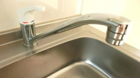 水道代が無料の賃貸物件とはいったいどのような仕組みになっているのかについて解説していこうとしている写真