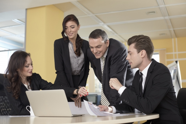 在留資格「高度人材」とは？ポイント制度と採用方法をご説明の画像