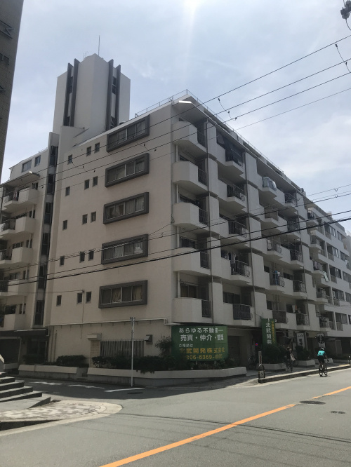 江坂リノベーション工事中マンションの画像