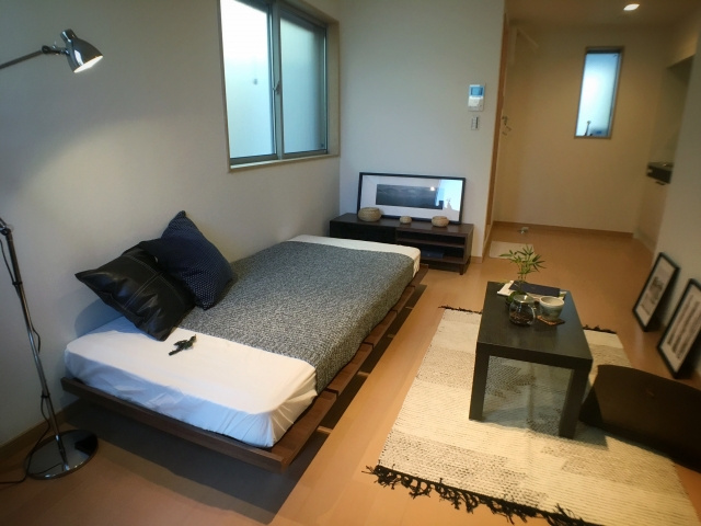 素敵なインテリアのお部屋にしたい！相性の良い色の組み合わせや比率って？の画像