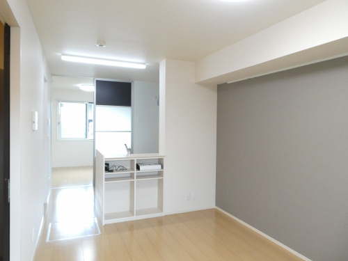 ★高浜市屋敷町6丁目1LDKアパートの画像