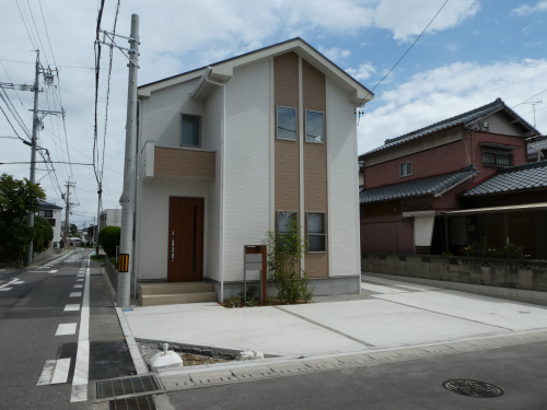 ★碧南市札木町1丁目新築分譲住宅～1号棟完成～｜売買や賃貸のことなら株式会社八大不動産へお任せ！