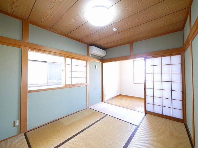富雄北3丁目戸建　1F和室