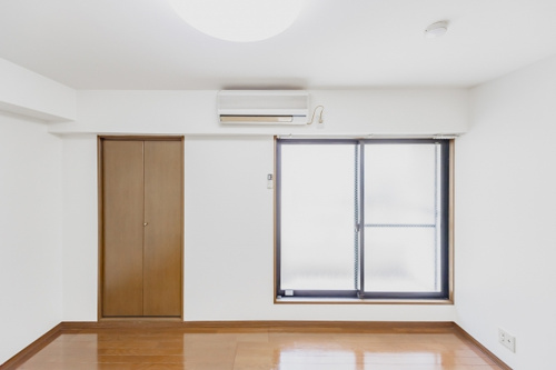 ワンルーム賃貸に引っ越す方はインテリアをロースタイルにしましょう