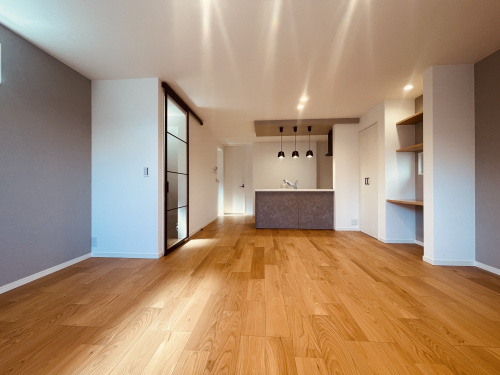 ★　オープンハウス　【床暖房・エネファーム・太陽光発電など、省エネ・快適性・安全性を追求した高性能住宅】薬師通四丁目新築戸建ての画像