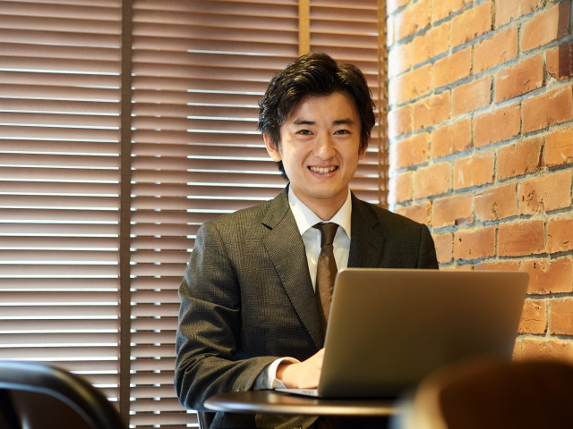 日高市高麗川駅前 不動産コラム ～自営業やフリーランスの方は住宅を購入した方が良い？～の画像