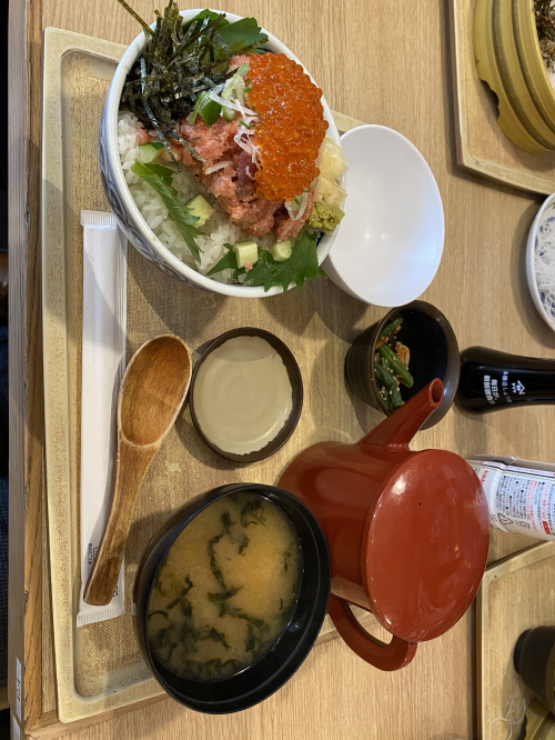 海鮮丼はお茶漬けが一番！！の画像