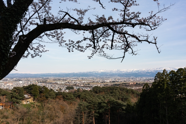 上越市で住まいを探している方必見！上越市が行っている移住支援の画像