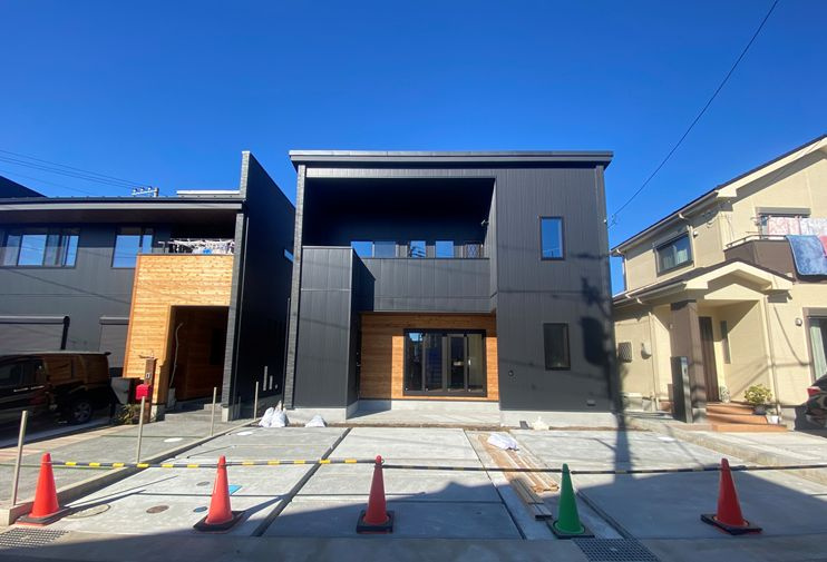 秦野市平沢新築モデル3期完成間近の画像