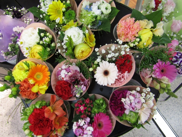 ベランダガーデニングを始めませんか？神戸市中央区の花屋さんを紹介の画像
