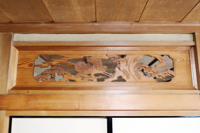 戸建ての和室は欄間の取り入れ方にこだわりたい 和室で欄間をうまく活用するには 阿佐ヶ谷駅 杉並区の不動産 Mediate株式会社 戸建ての和室は欄間の取り入れ方にこだわりたい 和室で欄間をうまく活用するには 阿佐ヶ谷駅 杉並区の不動産 Mediate株式会社