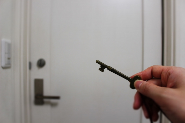 自分でもできる？賃貸でも安心の防犯対策とは？