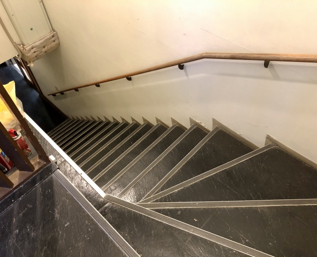 戸建てに地下室を作って後悔した？その事例と対策についての画像