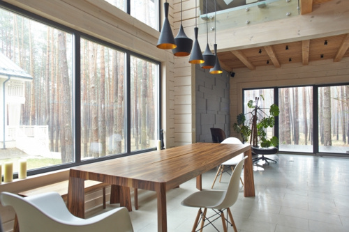 購入した一戸建てにカーテン無しで住むメリットとデメリットとは？