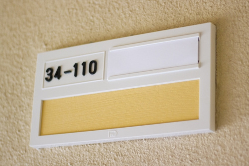 賃貸で表札を出さないのはあり？表札を出す場合の注意点やメリットとは