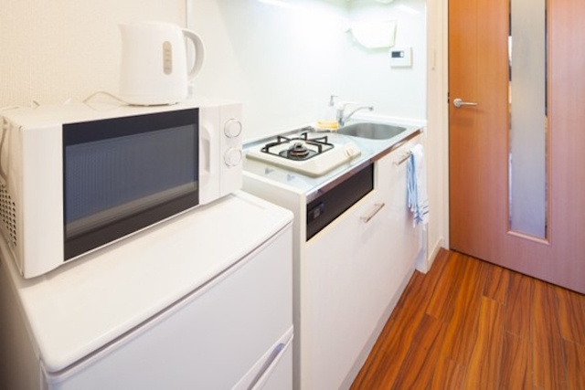 「冷蔵庫付き物件」に入居するという手段もある