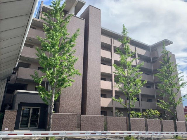 おすすめ物件　ブランズ豊中上野駅前レジデンスの画像