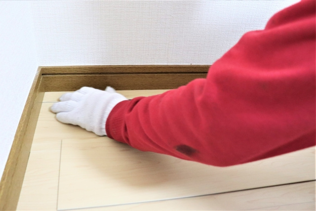 賃貸のお部屋でも床のDIYができる！その方法や注意点とは？の画像