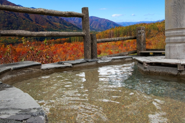 アクセスしやすく手軽に絶景温泉に入りたい人にオススメ