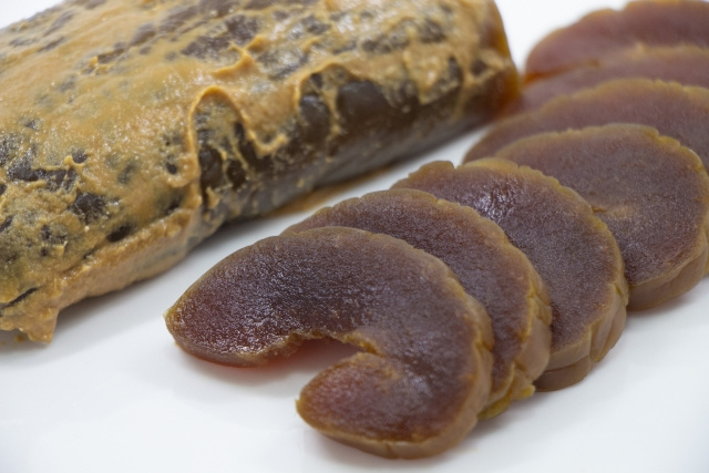 奈良の名物お土産グルメ　夏野菜の定番漬物「奈良漬」