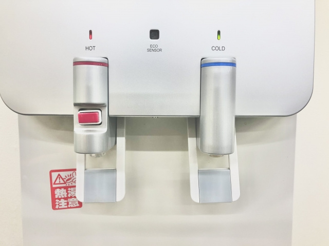 賃貸物件にウォーターサーバーを設置する人が増加中!メリットや費用相場は?の画像