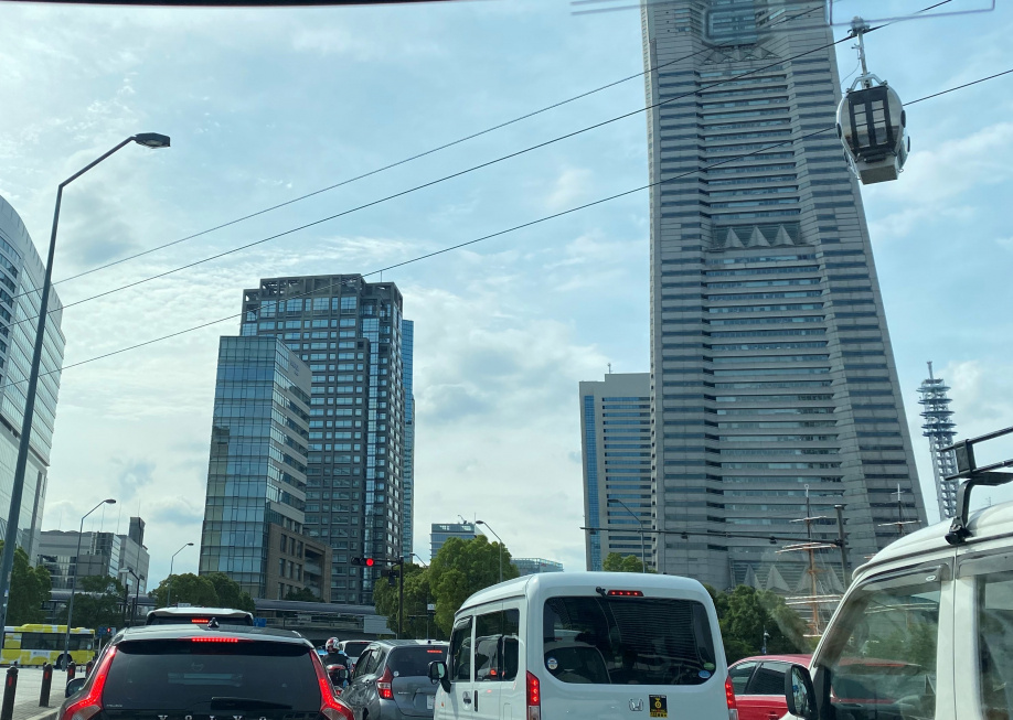 街中のロープウェイ！？の画像