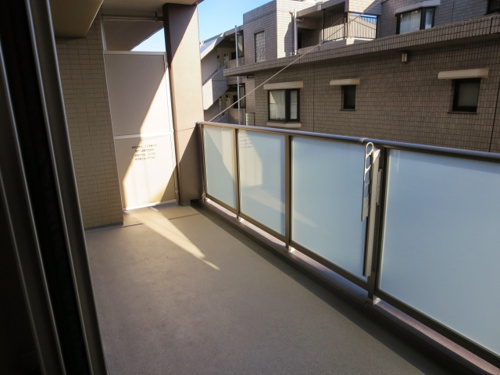 賃貸物件のベランダ活用法 お茶を楽しむスペースやガーデニングスペースに 三軒茶屋の賃貸 不動産のことなら三軒茶屋不動産