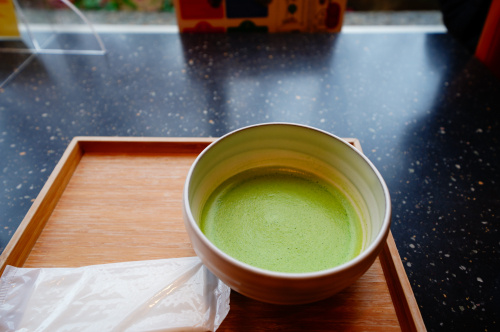 お茶出しの下手な人。の画像