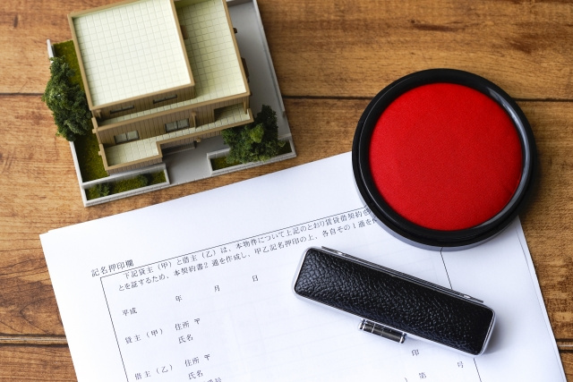 賃貸物件における「定期借家契約」のメリットとは？中途解約や更新は可能？の画像