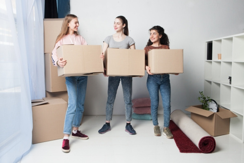 賃貸物件を3人でルームシェアしたい！おすすめの間取りと注意点を解説