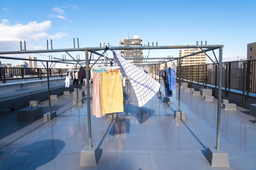 屋上付き賃貸に住みたい人必見！屋上付きのメリット・デメリットとは