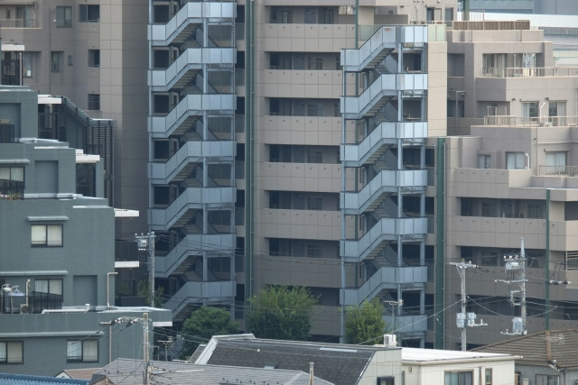 コロナ禍でマンションの売却が増えている理由とは？世代や売却相場をご紹介の画像