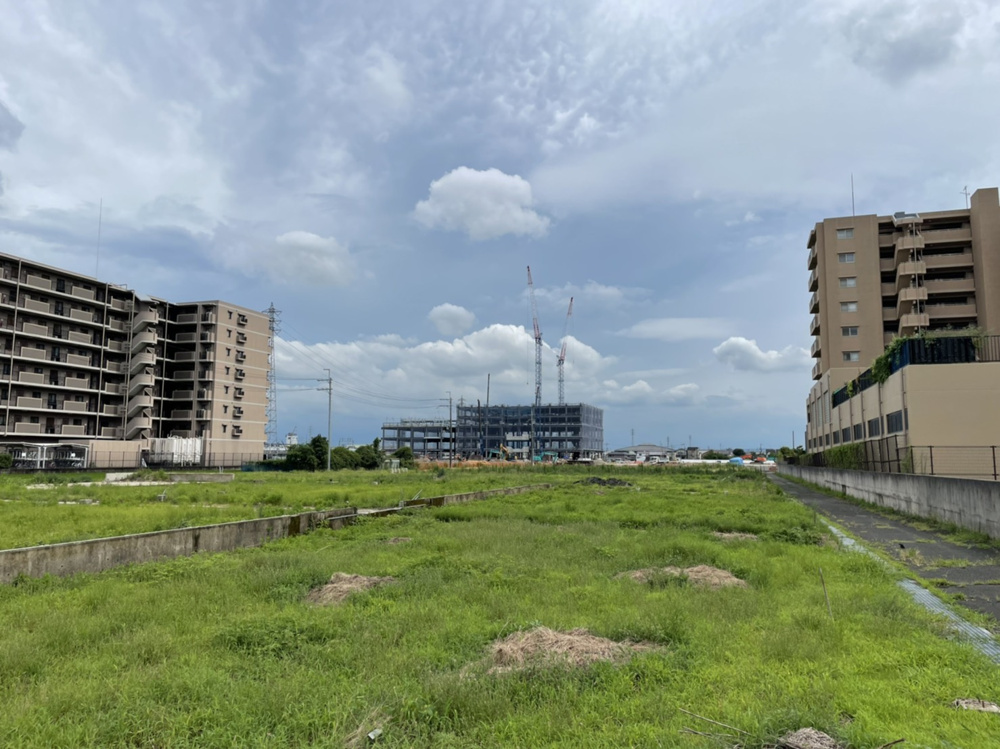 田んぼが変身中！の画像