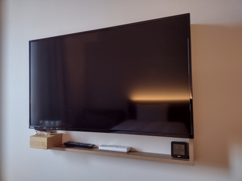 賃貸でもできる！壁掛けテレビの設置方法や注意点を解説