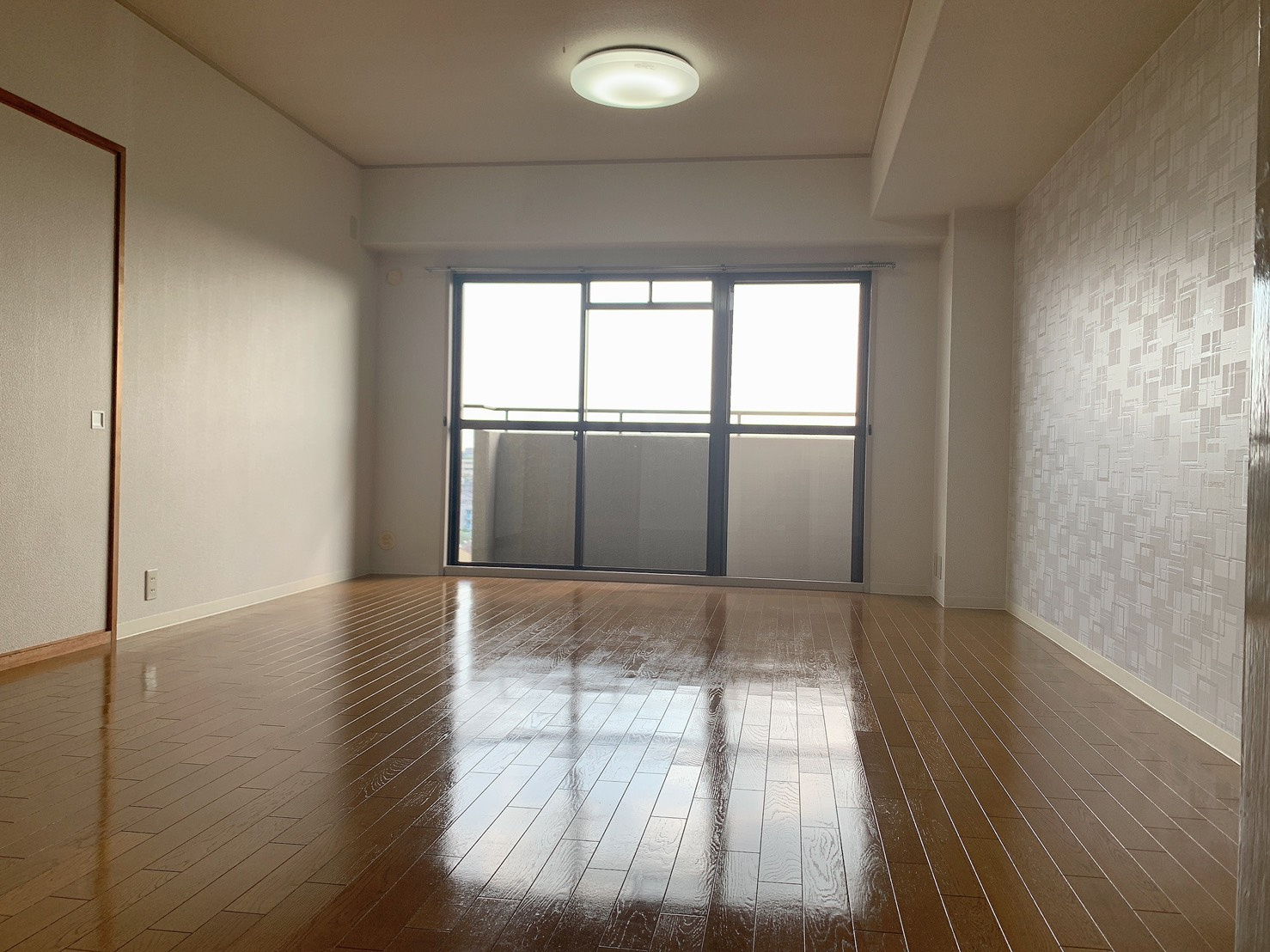 吹田市　最上階　ペット飼育可能　おすすめマンションの画像