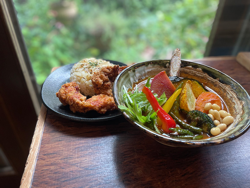 鎌倉のおすすめランチ（Rojiura Curry SAMURAI. 鎌倉店）の画像