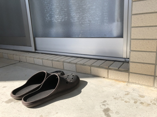 賃貸物件のベランダではサンダルを使おう！そのメリットや注意点とは