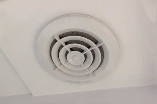 賃貸の部屋にある給気口の効果的な使い方とは