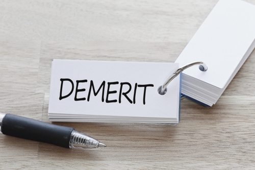 ダクトレールのデメリットと賃貸物件に照明として設置する方法