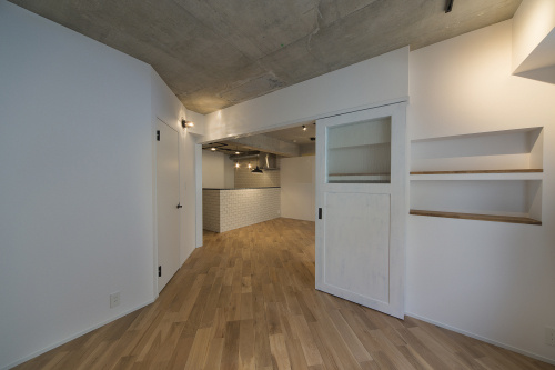 室内の壁のカラーの画像