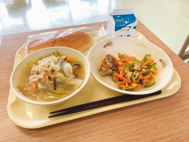 南アルプス市の学校給食に関する取り組みについての画像