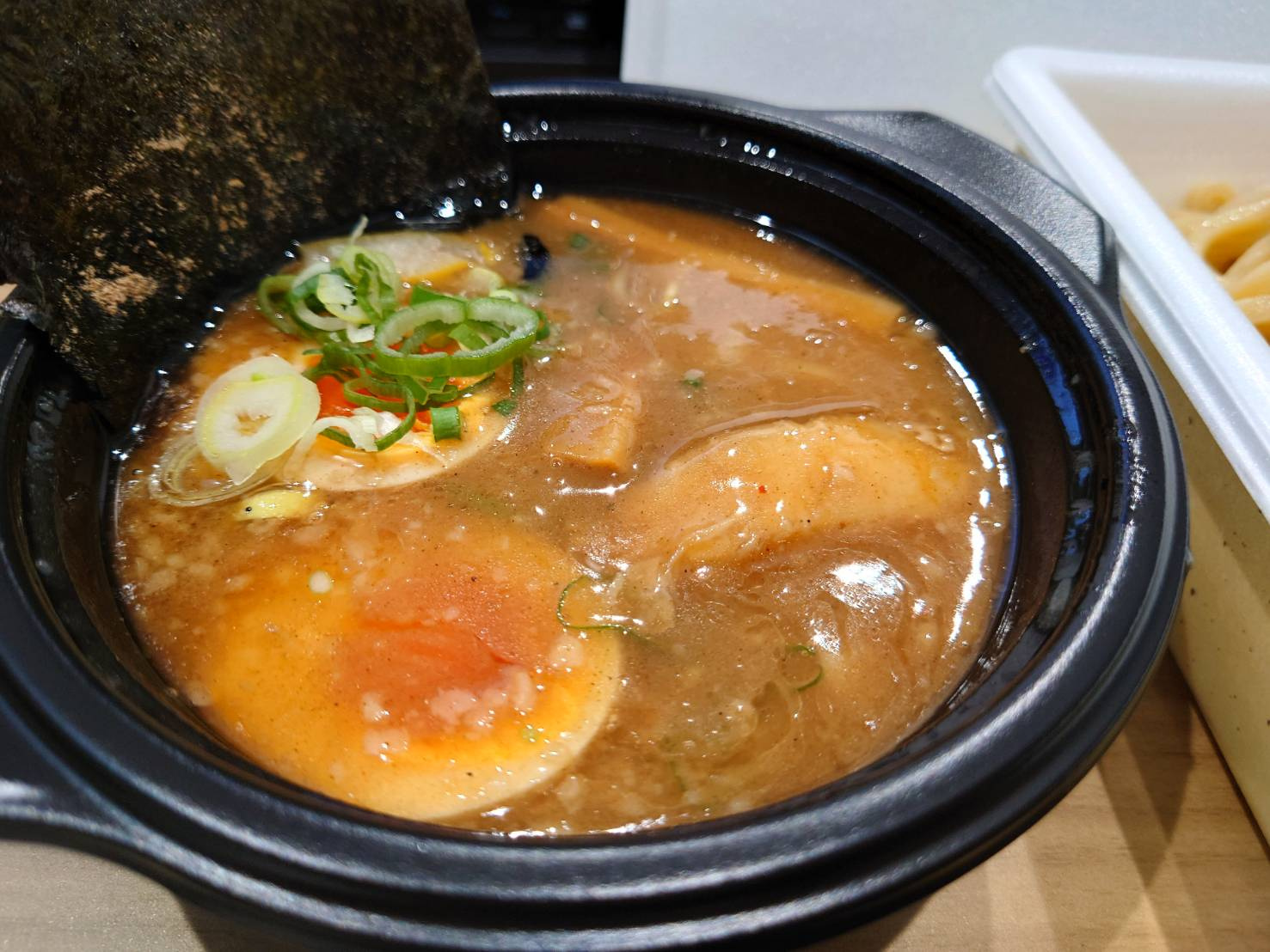 ウーバーイーツでつけ麺を注文してみました！！｜新宿の賃貸情報は 